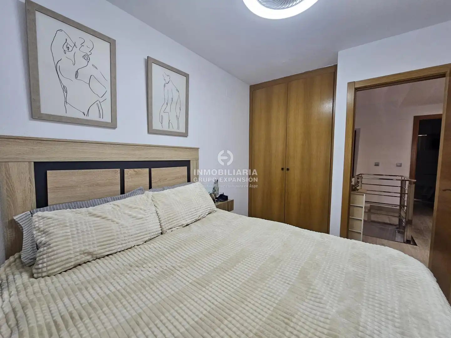 Schlafzimmer von Wohnung zum Verkauf in Aspe mit Klimaanlage, Heizung und Privatgarten