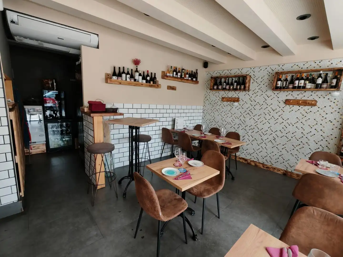 Business premises for transfer in Nucli Urbà, imagen 4