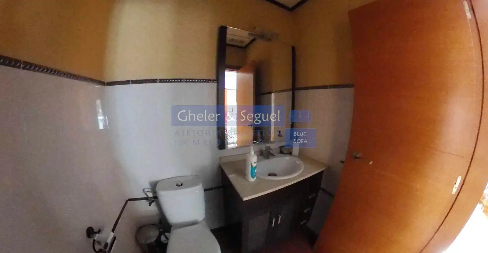 Baño de Local en venta en Alfara de la Baronia