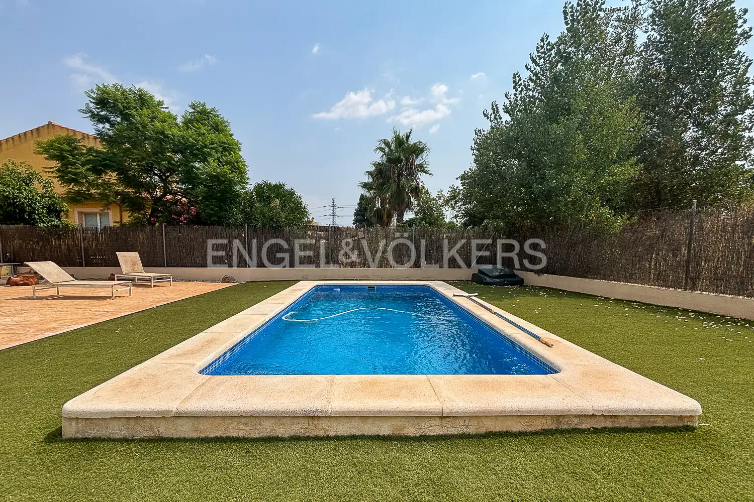 Piscina de Casa o chalet de alquiler en Bétera con Aire acondicionado, Calefacción y Terraza