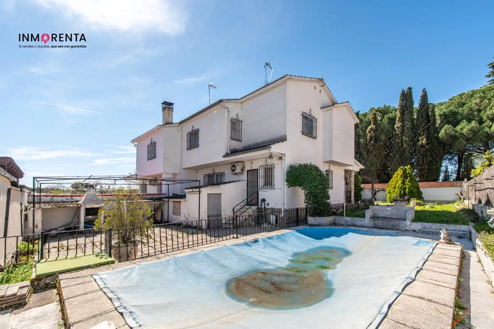 Vista exterior de Casa adosada en venta en Villamanta con Aire acondicionado, Calefacción y Jardín privado