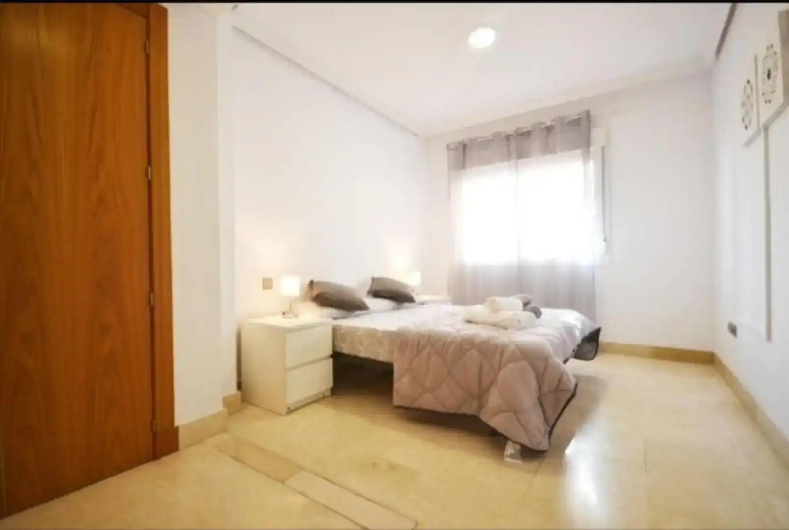 Bedroom of Flat for rent in Torrequebrada
