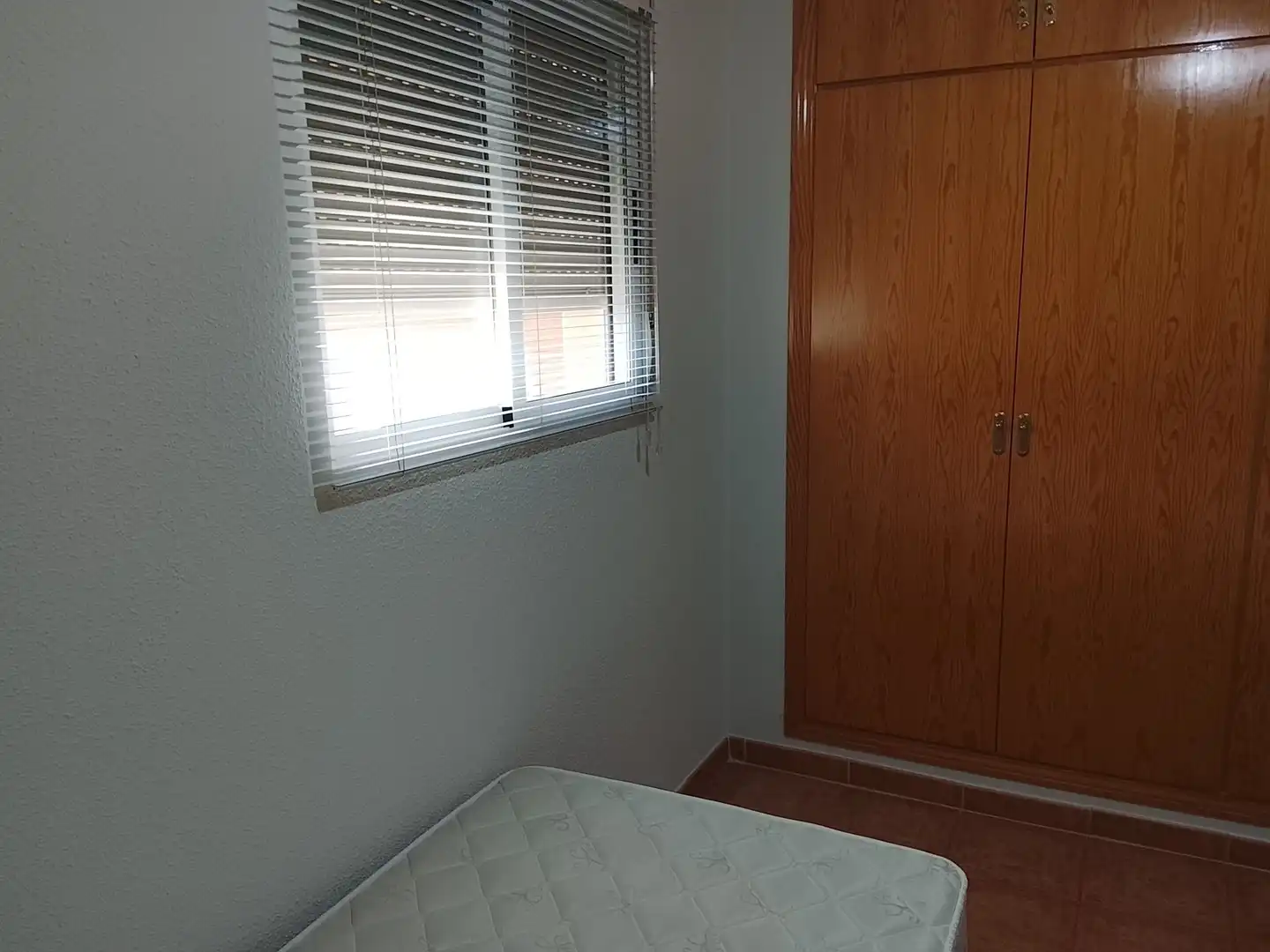 Habitación de Apartamento en venta en Madrigal de la Vera con Aire acondicionado y Amueblado