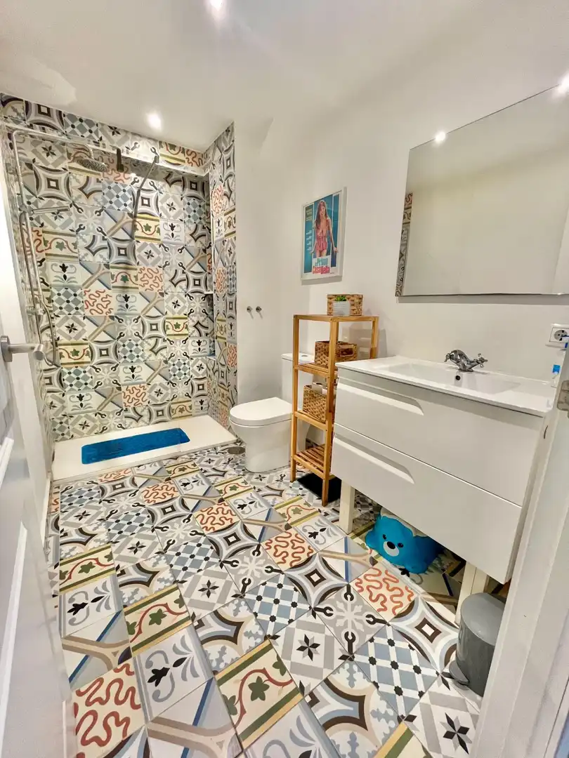 Badezimmer von Wohnung zum Verkauf in El Campello mit Klimaanlage, Terrasse und Balkon