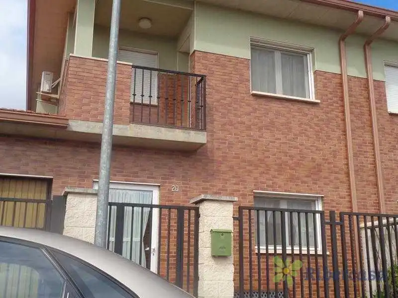 Vista exterior de Casa o chalet en venta en Castejón (Navarra)
