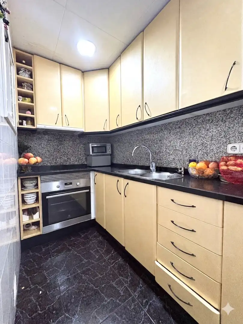 Piso en venta en Carrer Santa Cecília, Ca n'Anglada