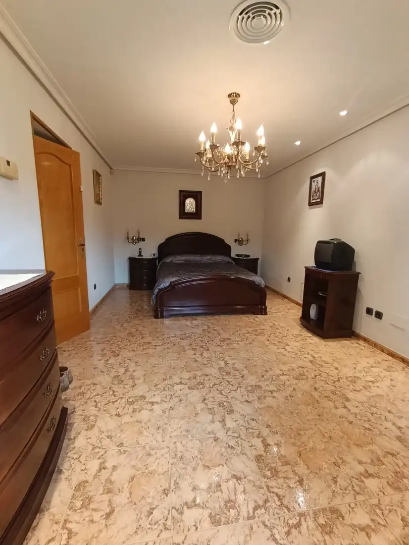 Bedroom of Houses for sale in Buendía  with Air Conditioner, Heating and Private garden