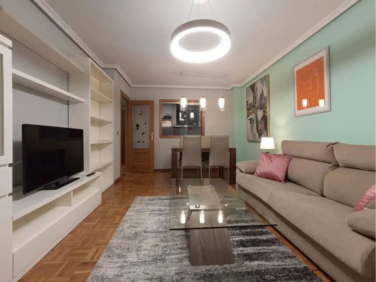 Sala de estar de Piso en venta en Burgos con Calefacción, Parquet y Amueblado