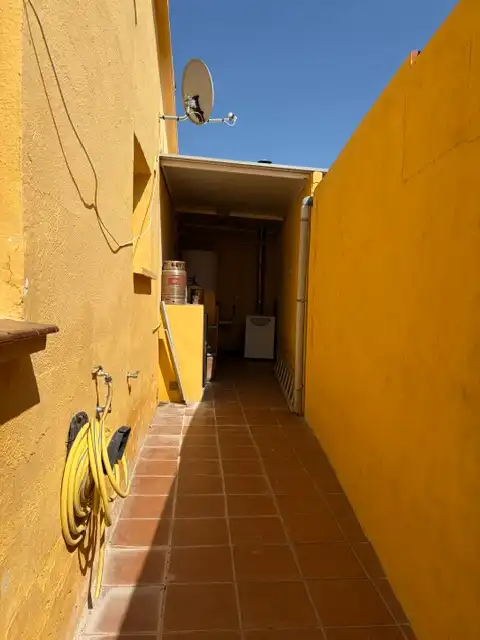 Casa adosada en venta en Esparreguera con Calefacción, Terraza y Trastero