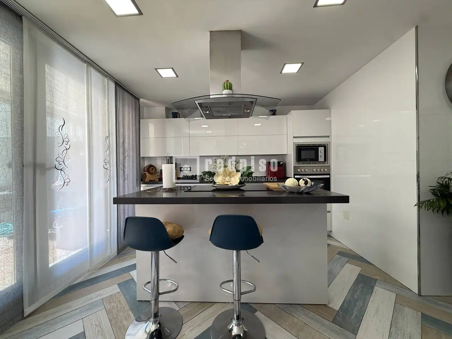 Cocina de Piso en venta en Málaga con Aire acondicionado, Calefacción y Jardín privado