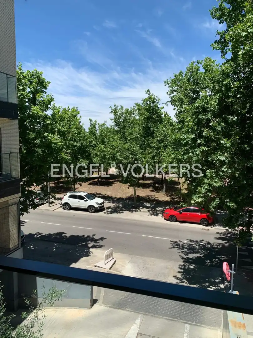 Wohnung zur Miete in Madrid mit Klimaanlage, Heizung und Privatgarten