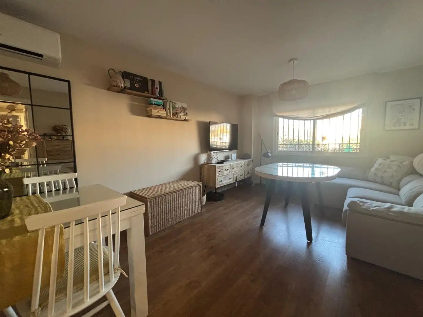 Esszimmer von Wohnung zum Verkauf in Sevilla mit Klimaanlage, Heizung und Terrasse