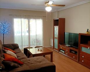 Living room of Flat for sale in Talavera de la Reina  with Heating, Terrace and Furnished