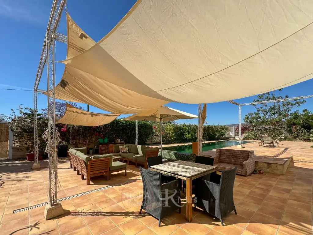 Terrassa de Casa o xalet en venda en Antas amb Jardí privat, Terrassa i Piscina