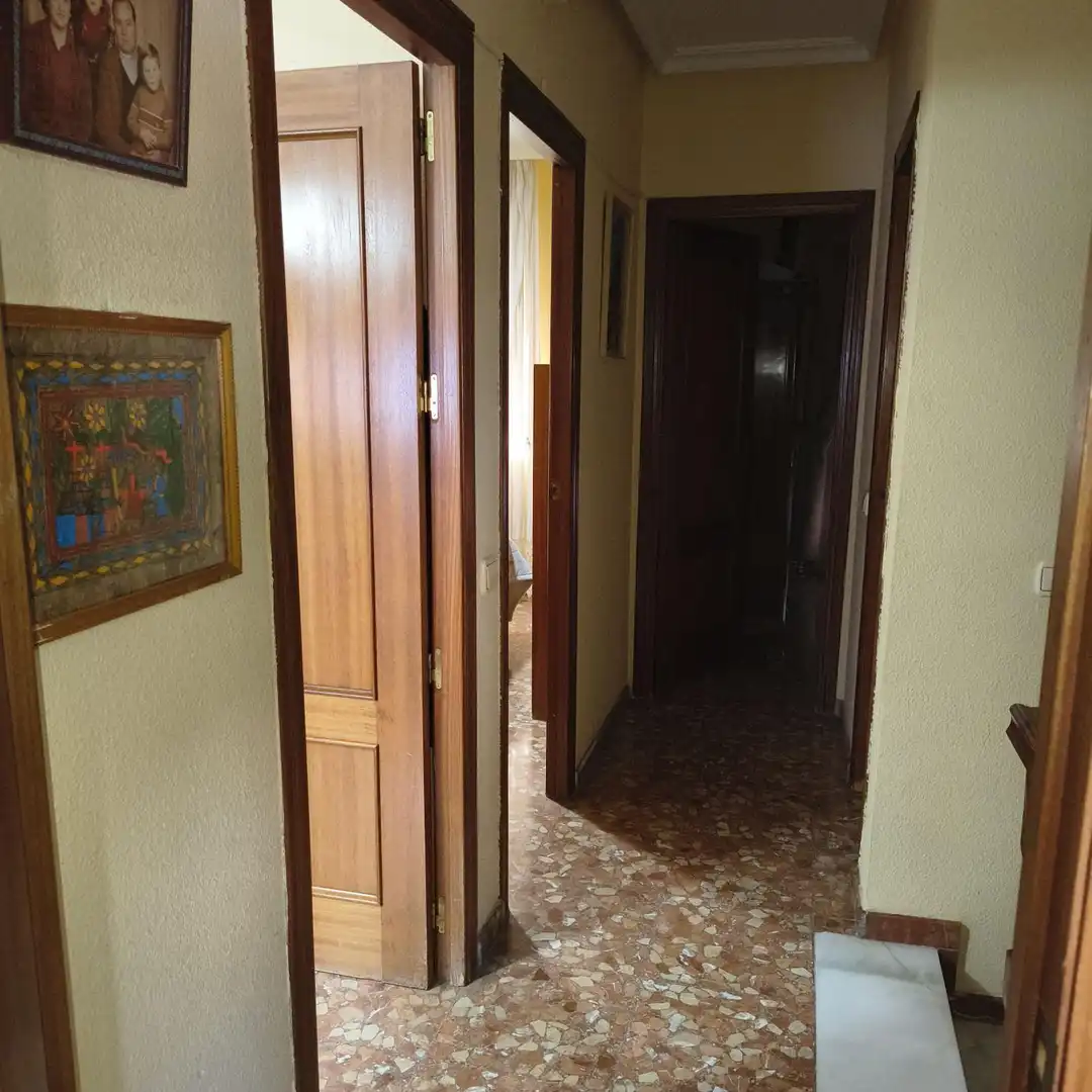 Casa o xalet en venda en Linares amb Aire condicionat i Balcó