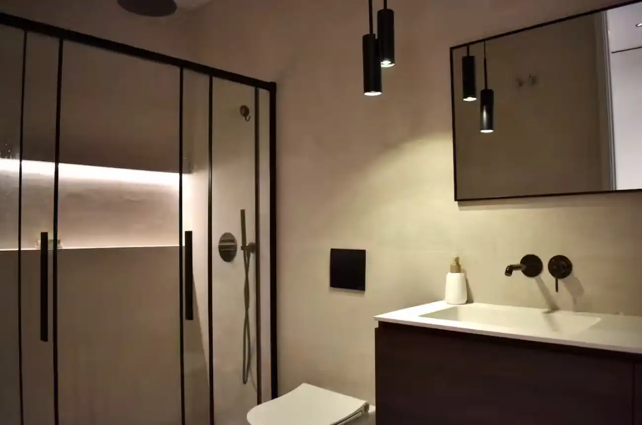 Bany de Apartament de lloguer en Valencia amb Aire condicionat, Calefacció i Parquet