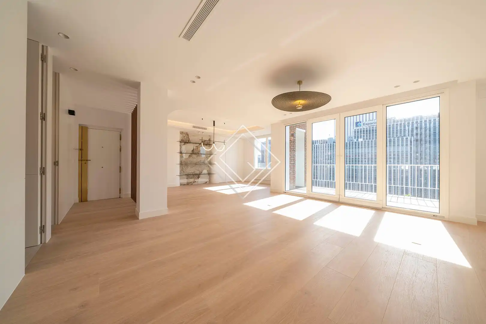 Wohnzimmer von Wohnung zum Verkauf in Madrid mit Klimaanlage, Heizung und Terrasse