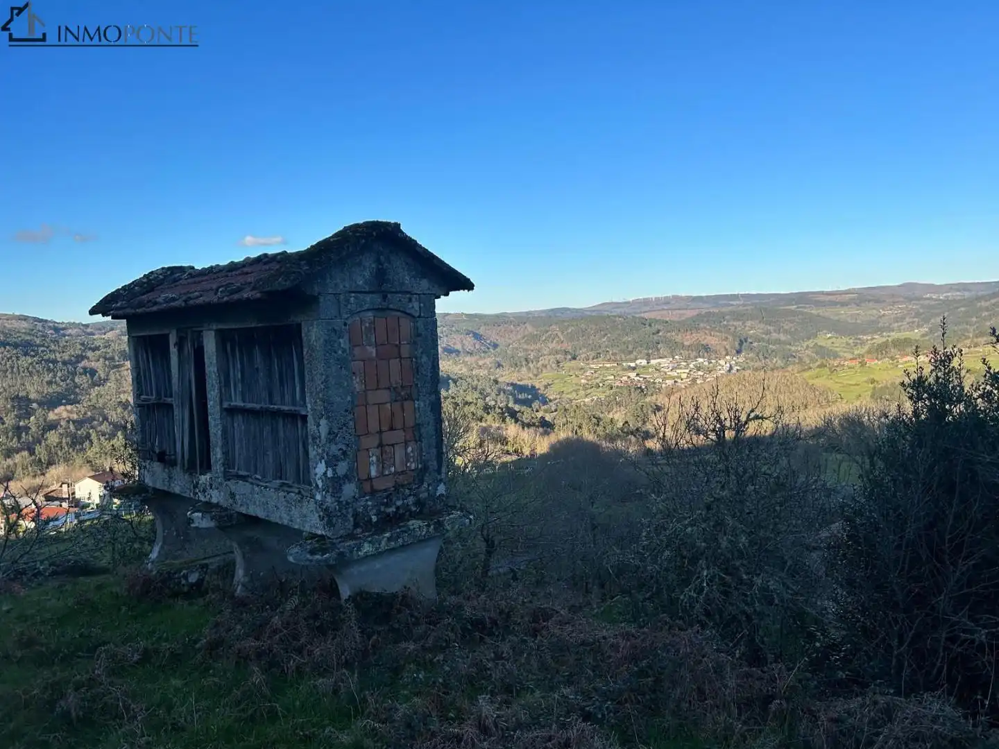 Vista exterior de Casa o xalet en venda en Cerdedo amb Jardí privat i Traster