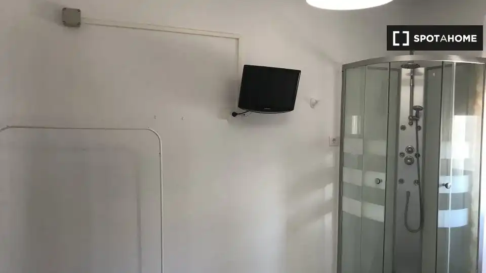 Room in Vigo , Pontevedra