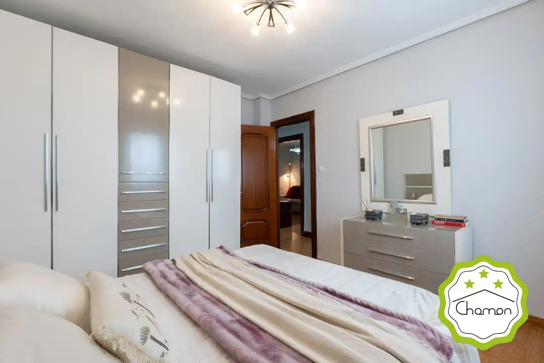 Schlafzimmer von Country house zum Verkauf in Erandio mit Heizung, Privatgarten und Terrasse
