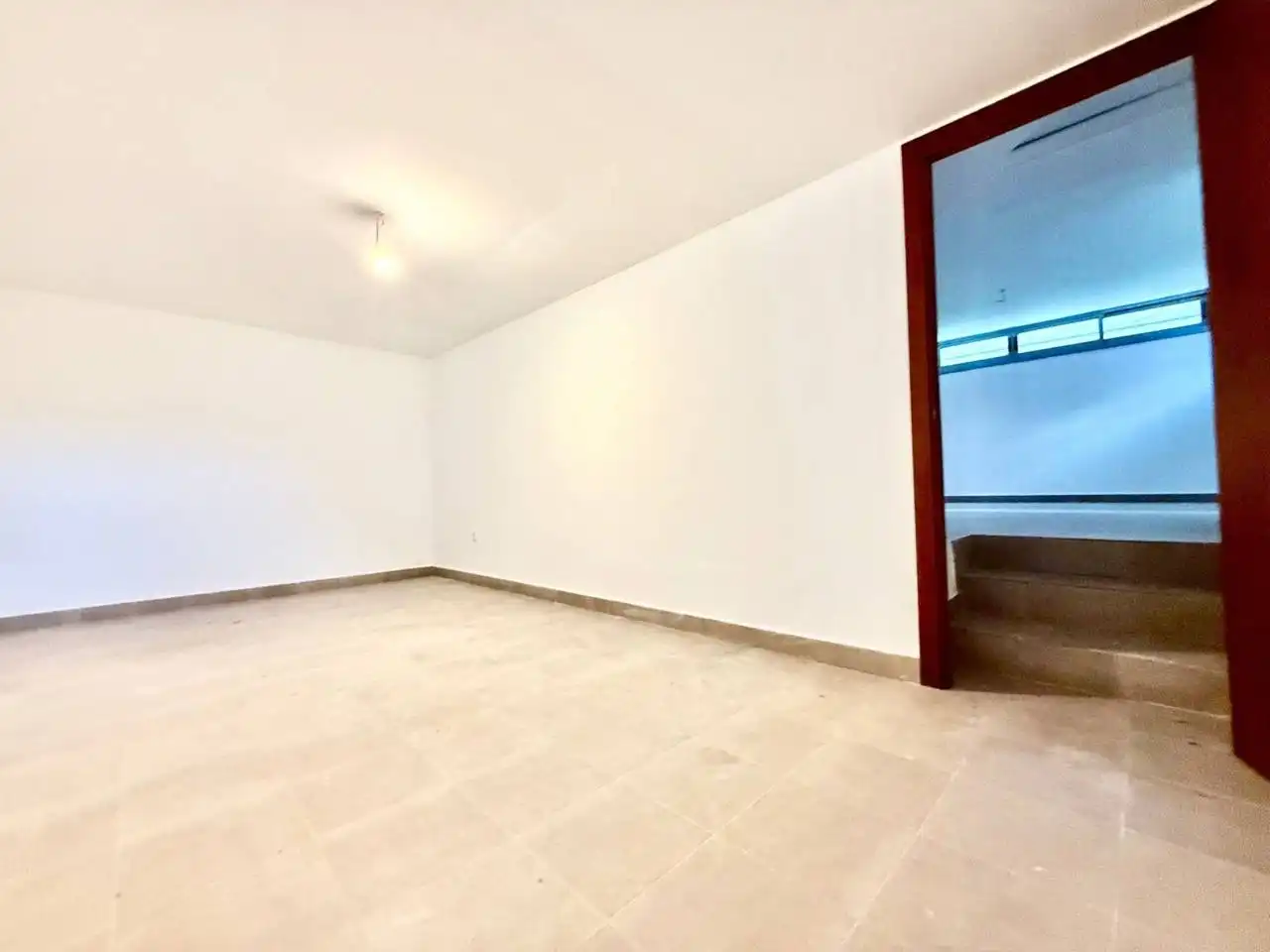 Casa adosada en venta en Bargas con Calefacción, Jardín privado y Alarma