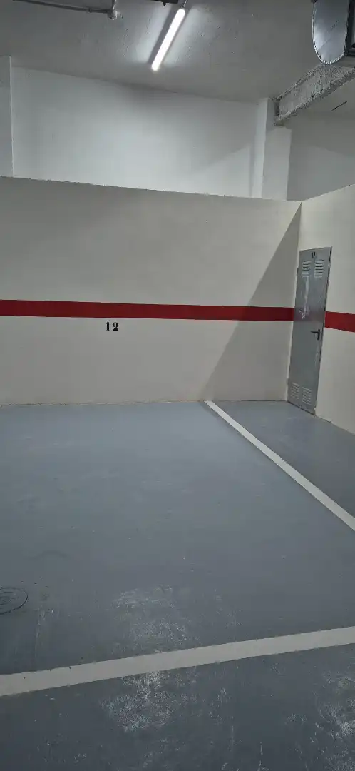 Parking of Garage for rent in Alfafar