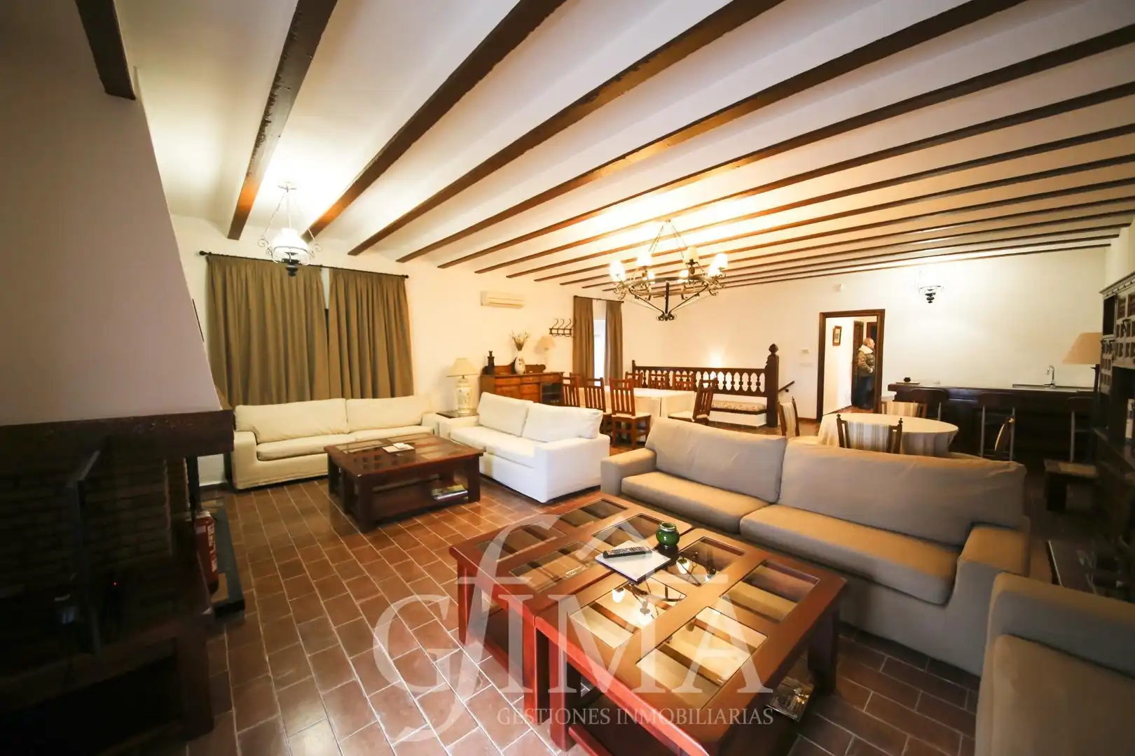 Living room of Houses for sale in Argamasilla de Alba  with Air Conditioner, Heating and Terrace