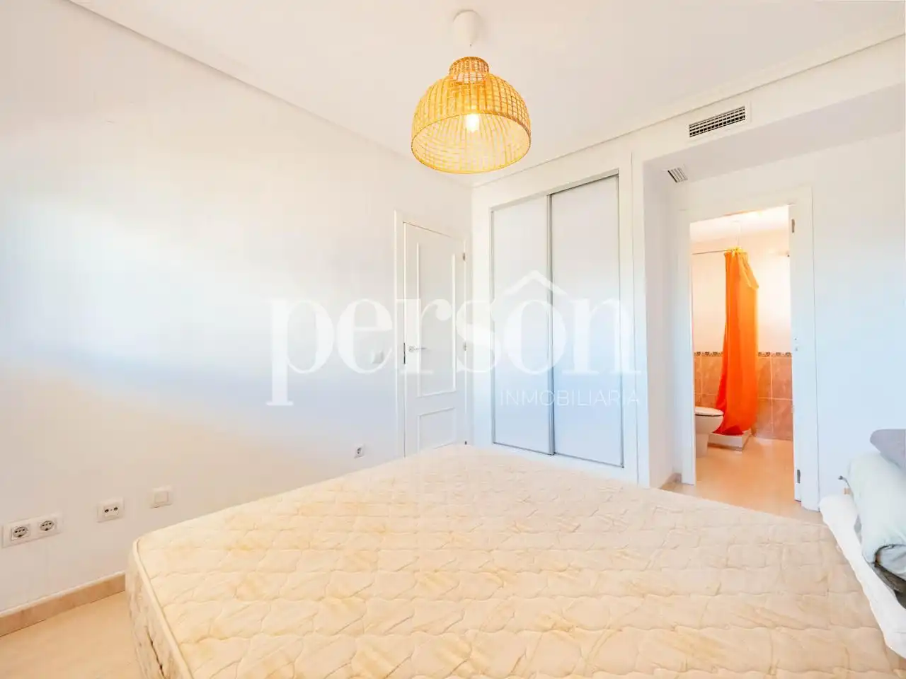 Schlafzimmer von Wohnung zum Verkauf in Moncofa mit Klimaanlage, Heizung und Terrasse