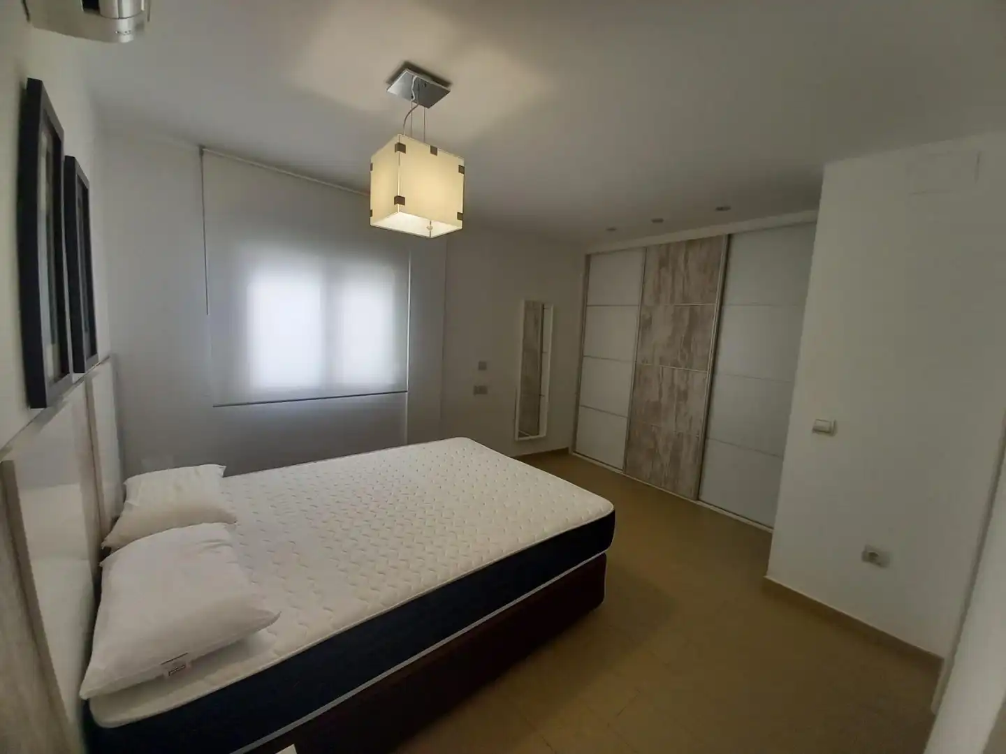 Habitación de Piso en venta en Córdoba con Aire acondicionado y Balcón