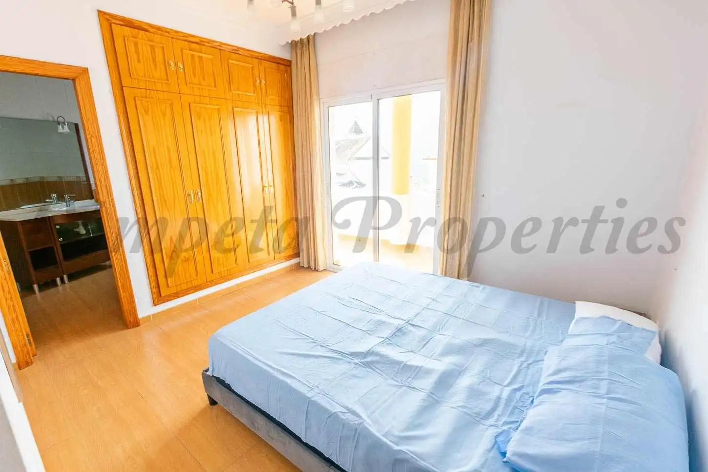 Apartament amb terrassa en venda a Sayalonga, imagen 15