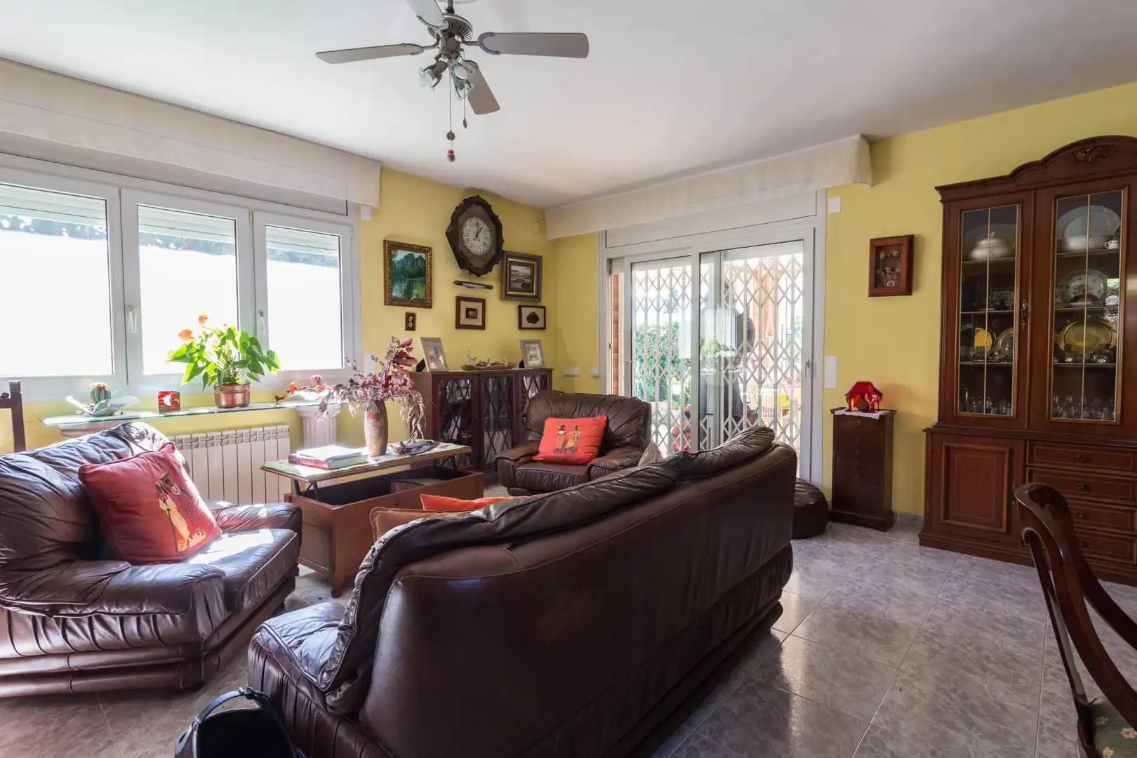 Living room of Houses for sale in Cambrils  with Air Conditioner, Heating and Private garden