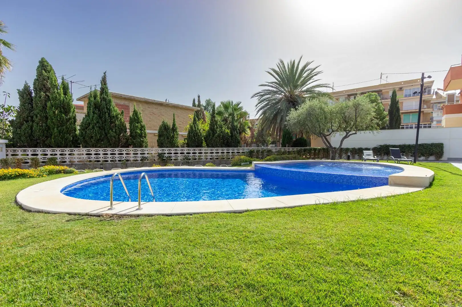 Swimming pool of Apartments for rent in El Campello