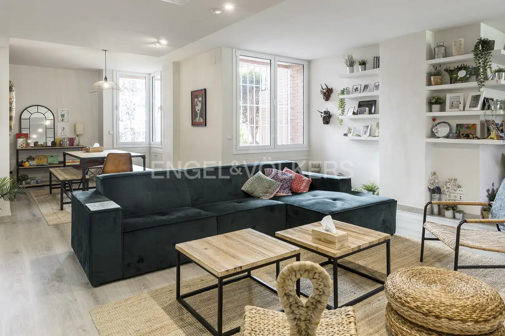 Sala de estar de Piso en venta en Barcelona con Aire acondicionado, Calefacción y Jardín privado