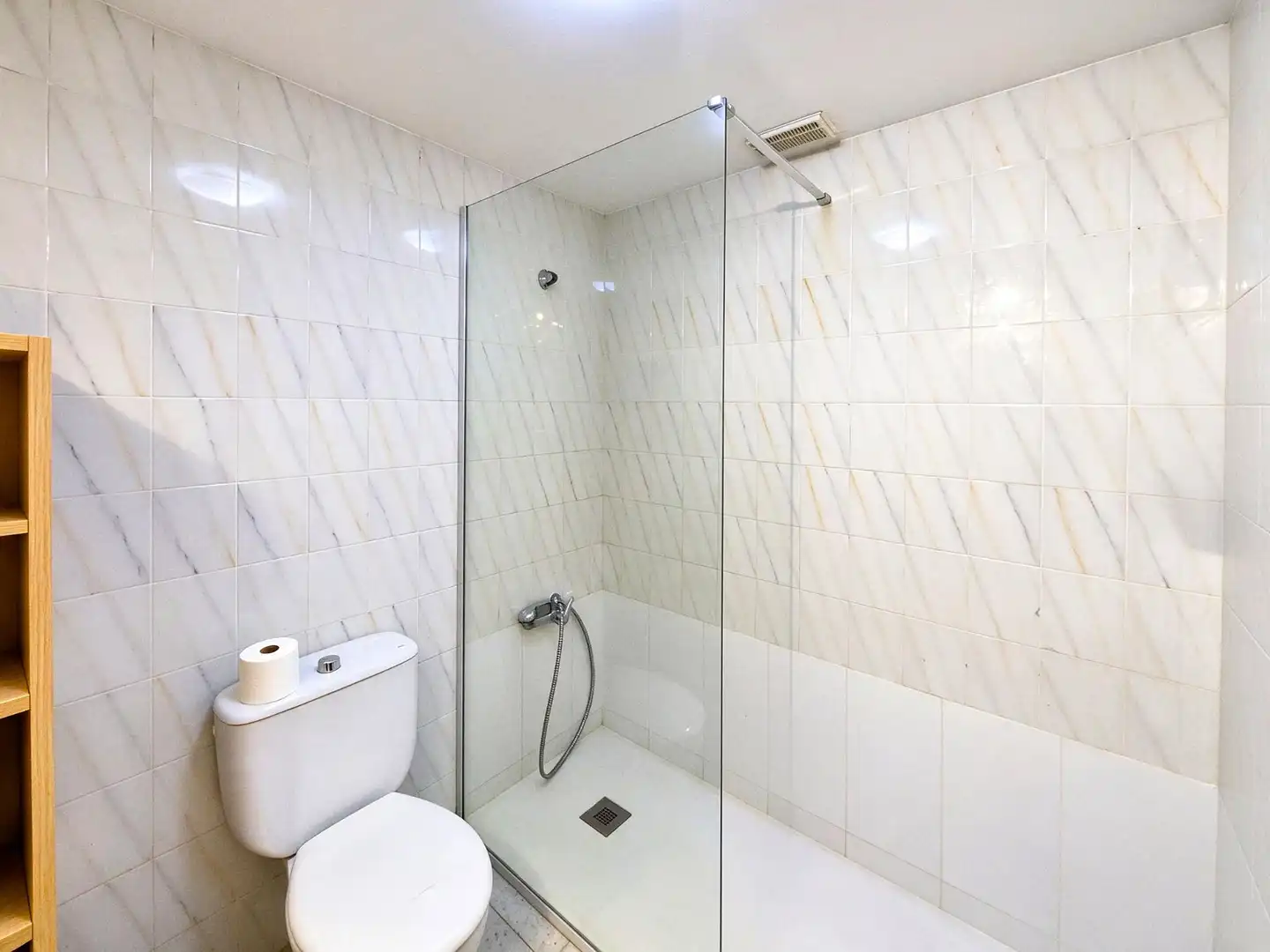 Baño de Piso en venta en La Garita - Marpequeña