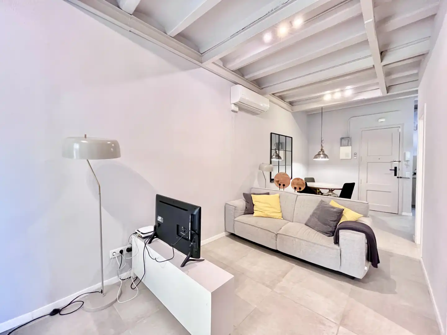 Sala de estar de Piso en venta en Barcelona con Aire acondicionado, Parquet y Amueblado