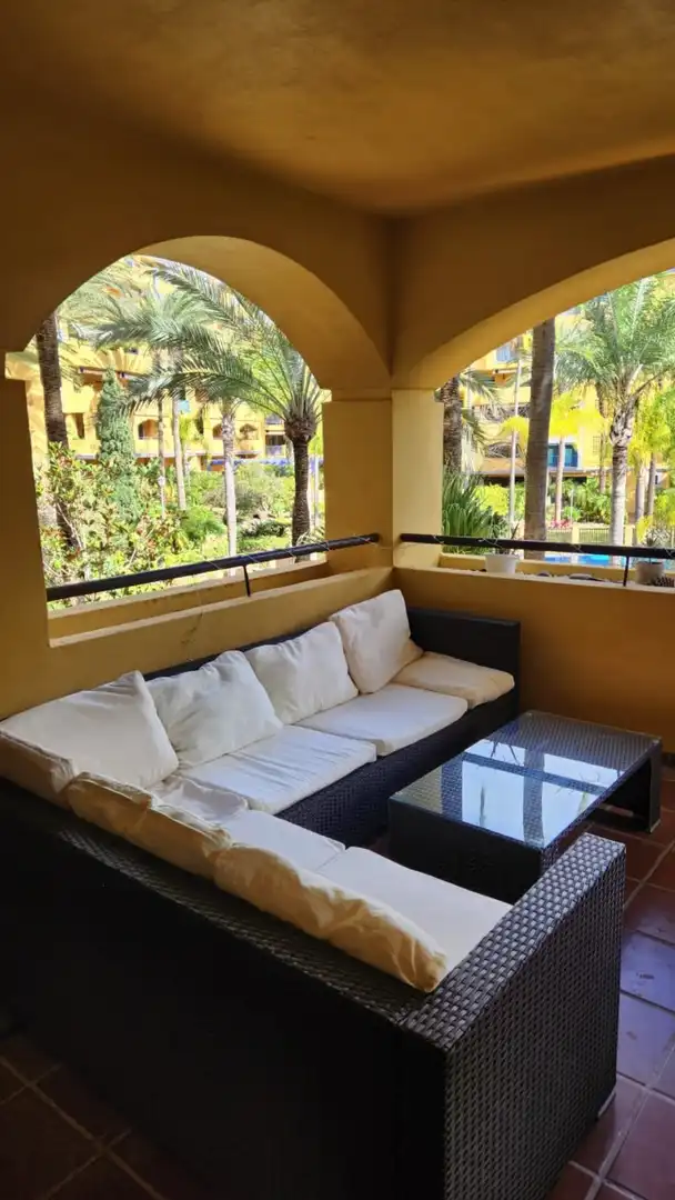Apartment mit Terrasse zum Verkauf in San Pedro de Alcántara, imagen 2