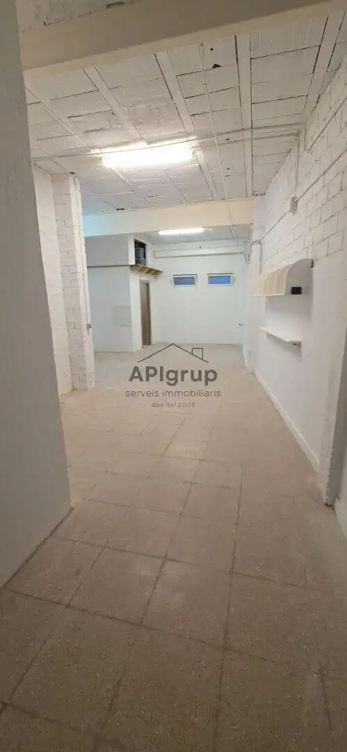 Local comercial en venda a Centre - Sant Oleguer, imagen 11