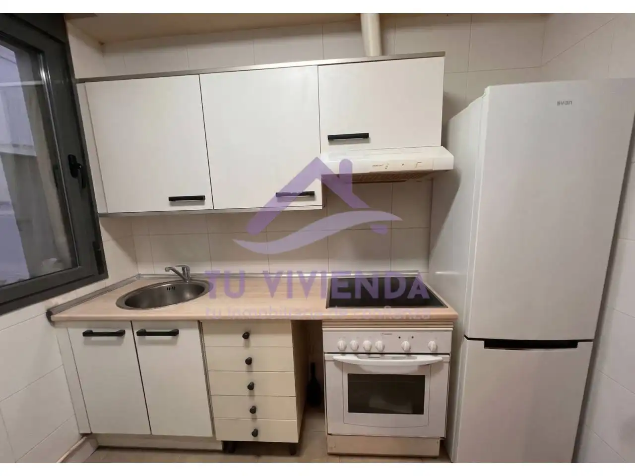 Cuina de Pis en venda en Valladolid amb Calefacció, Parquet i Moblat