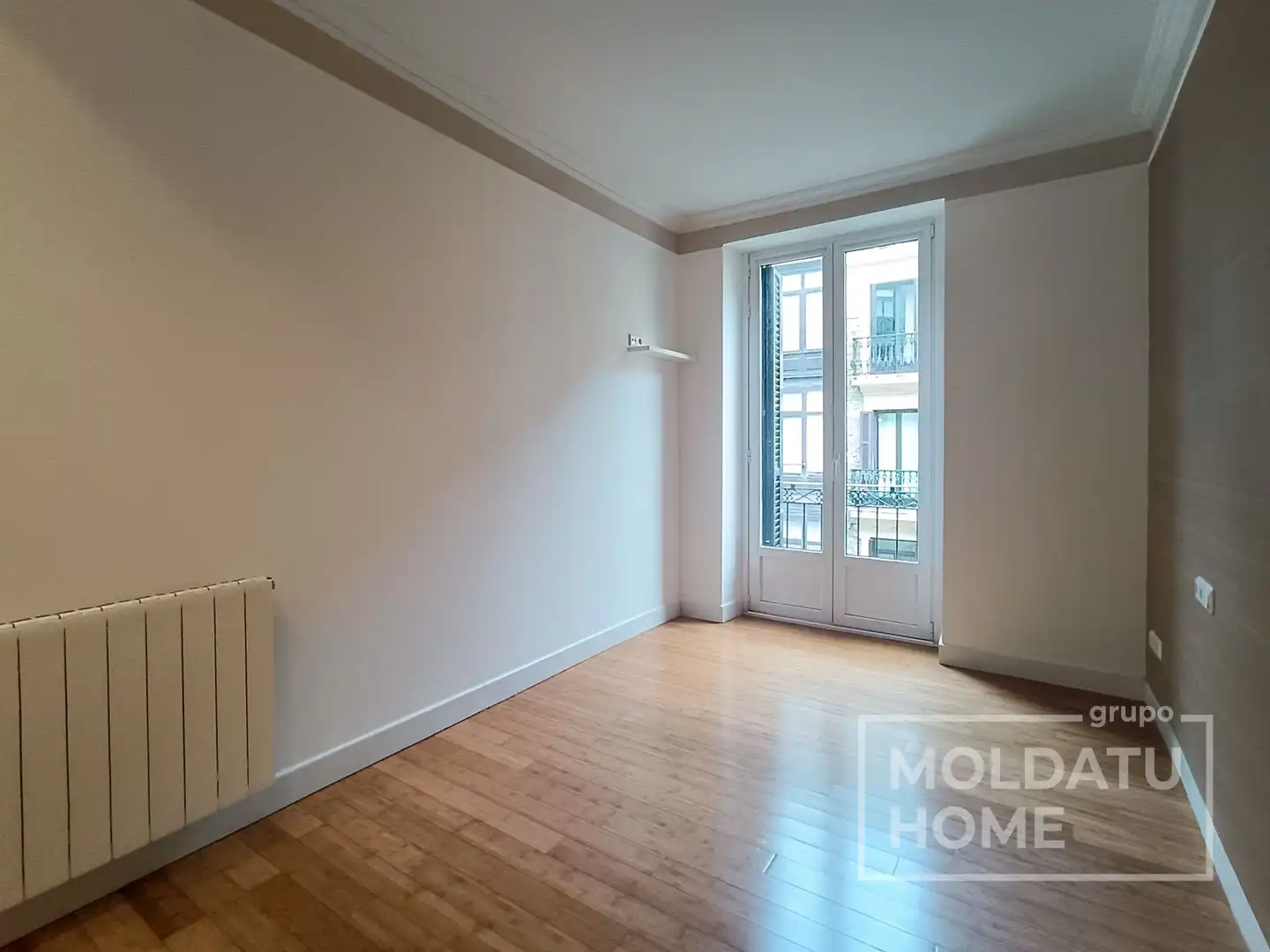 Habitación de Piso en venta en Donostia - San Sebastián  con Calefacción y Terraza