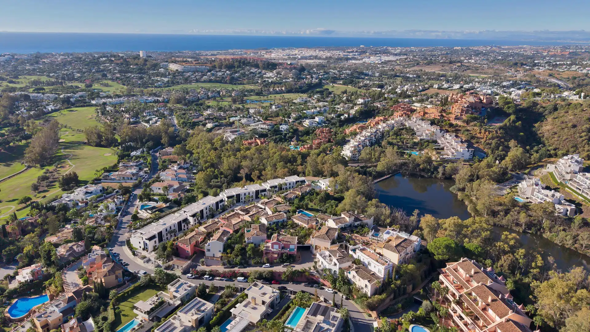 Detached homes for sale in 29 Calle Pleyades, Los Naranjos