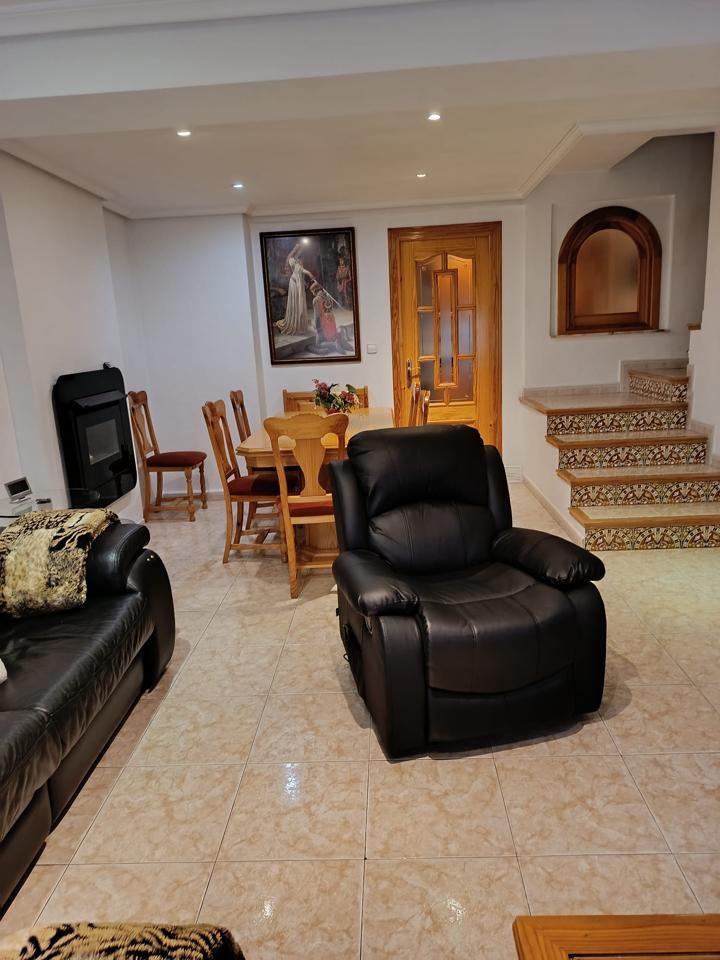 Living room of House or chalet for sale in Onil  with Air Conditioner