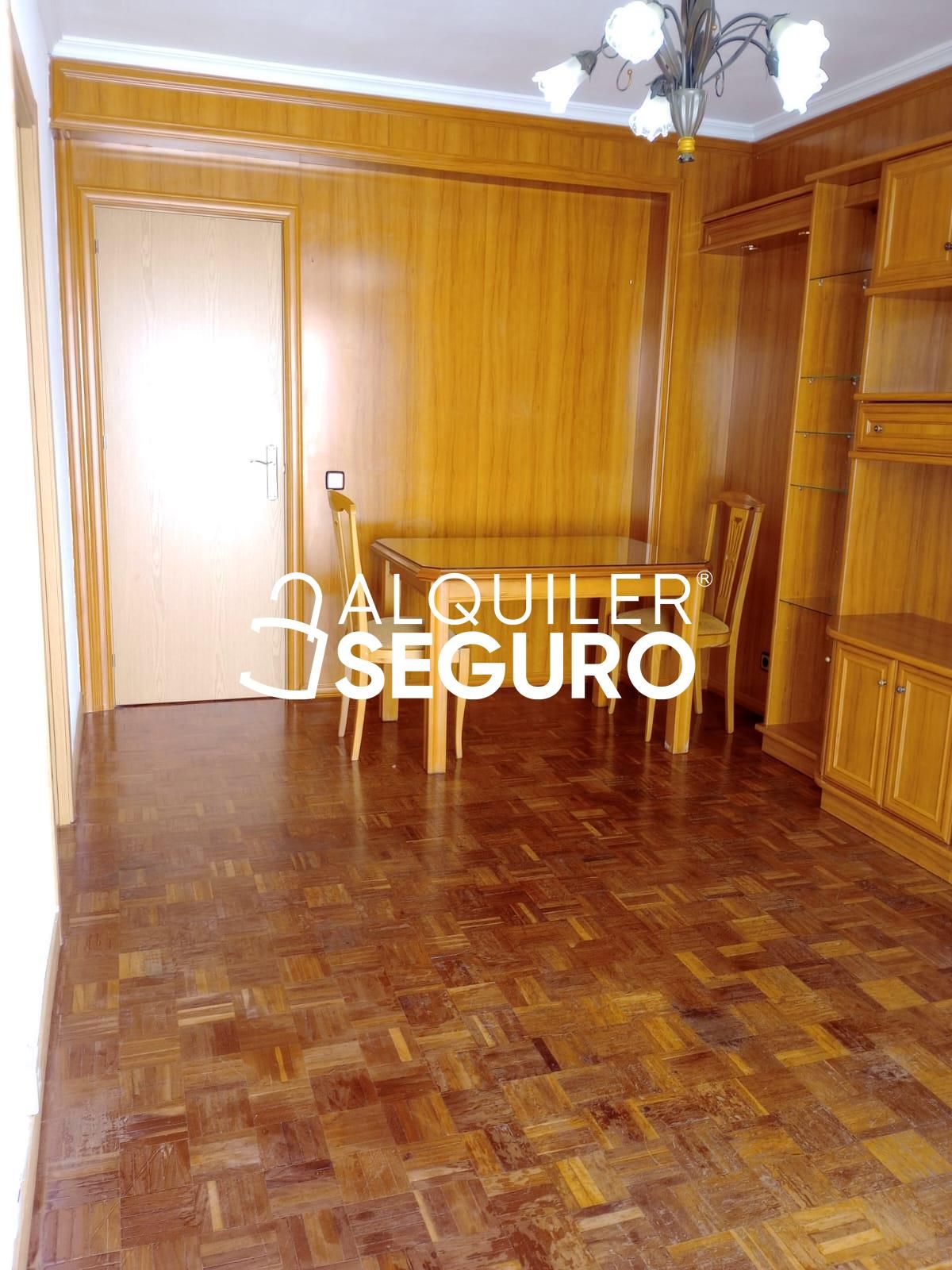 Flat to rent in  Madrid Capital  with Air Conditioner, Heating and Furnished