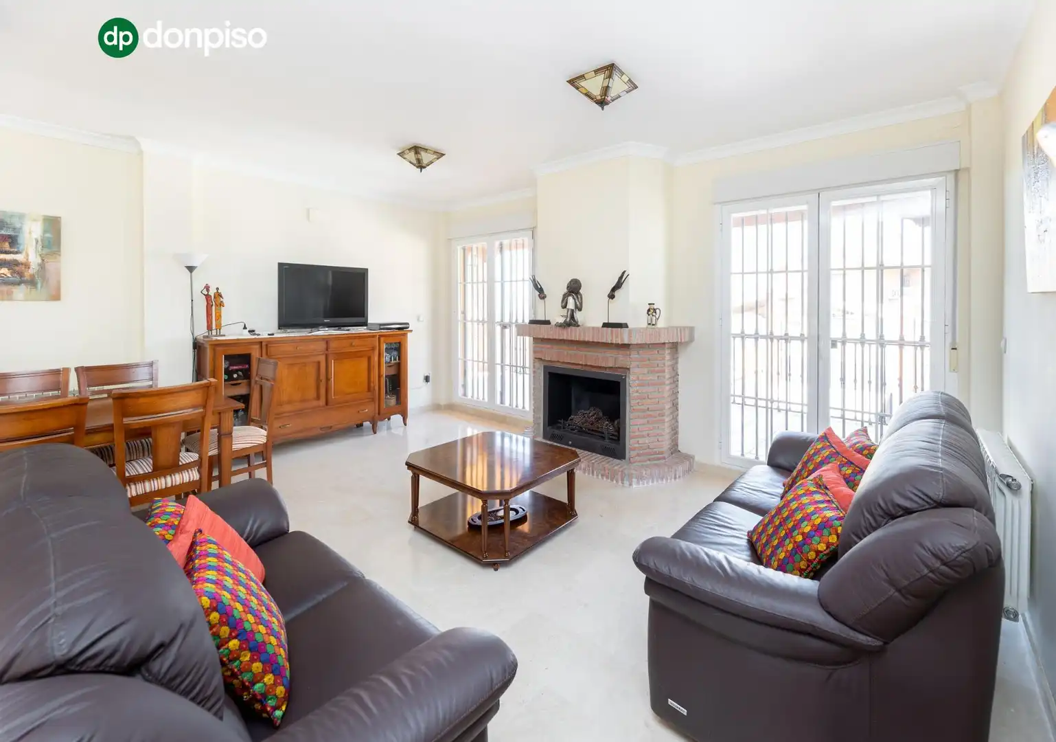 Chalet con piscina en venta en Calle AJENJO, imagen 6
