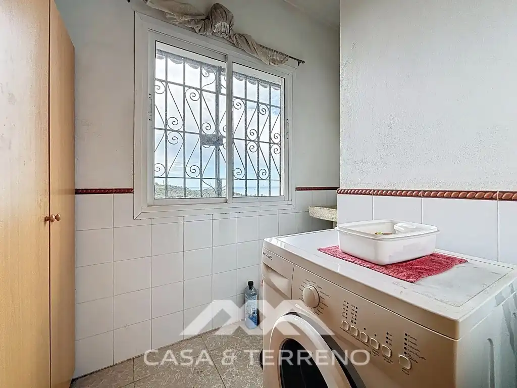 Cocina de Casa o chalet en venta en Vélez-Málaga con Aire acondicionado, Jardín privado y Terraza