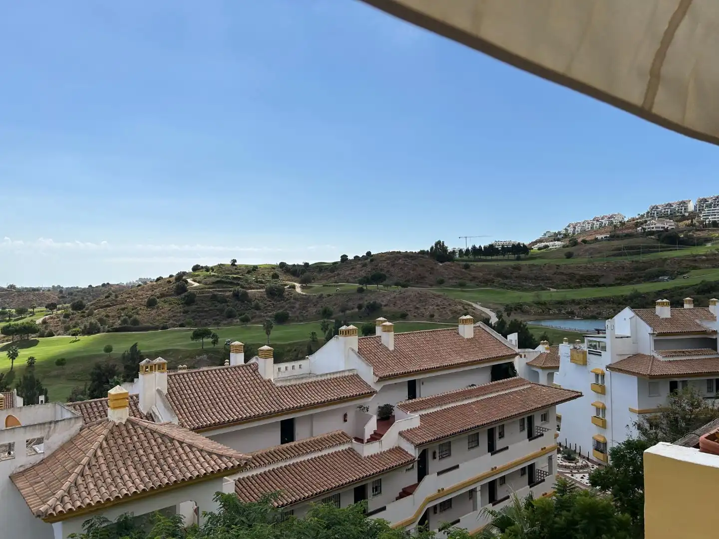 Vista exterior de Piso de alquiler en Mijas con Aire acondicionado y Terraza
