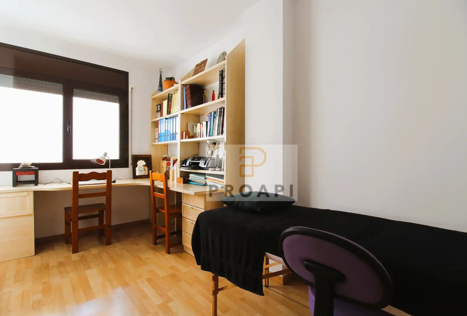Schlafzimmer von Wohnung zum Verkauf in Girona mit Balkon