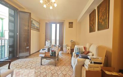 Sala d'estar de Pis en venda en  Barcelona Capital amb Balcó