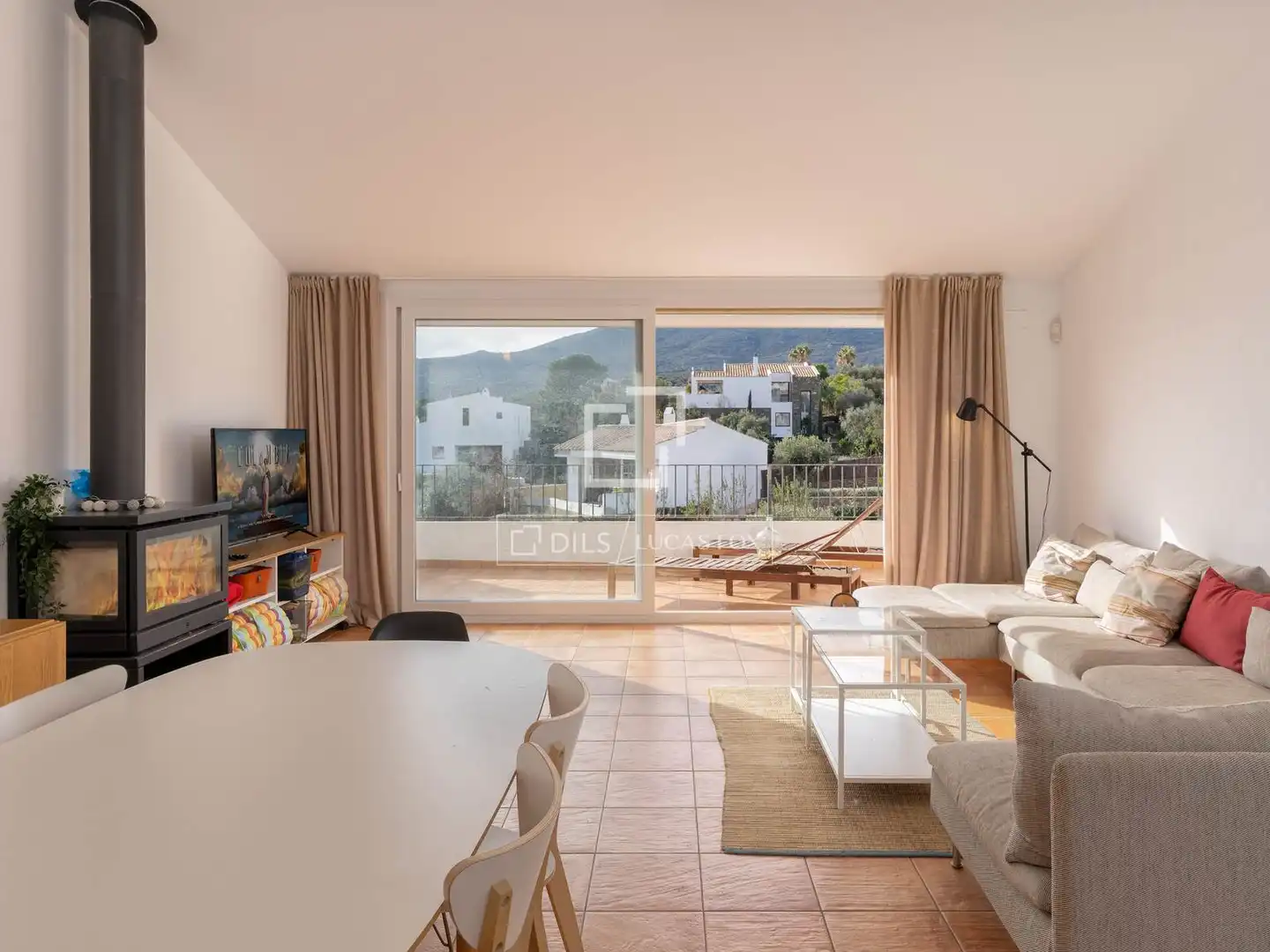 Living room of Houses for sale in Cadaqués  with Air Conditioner, Heating and Terrace