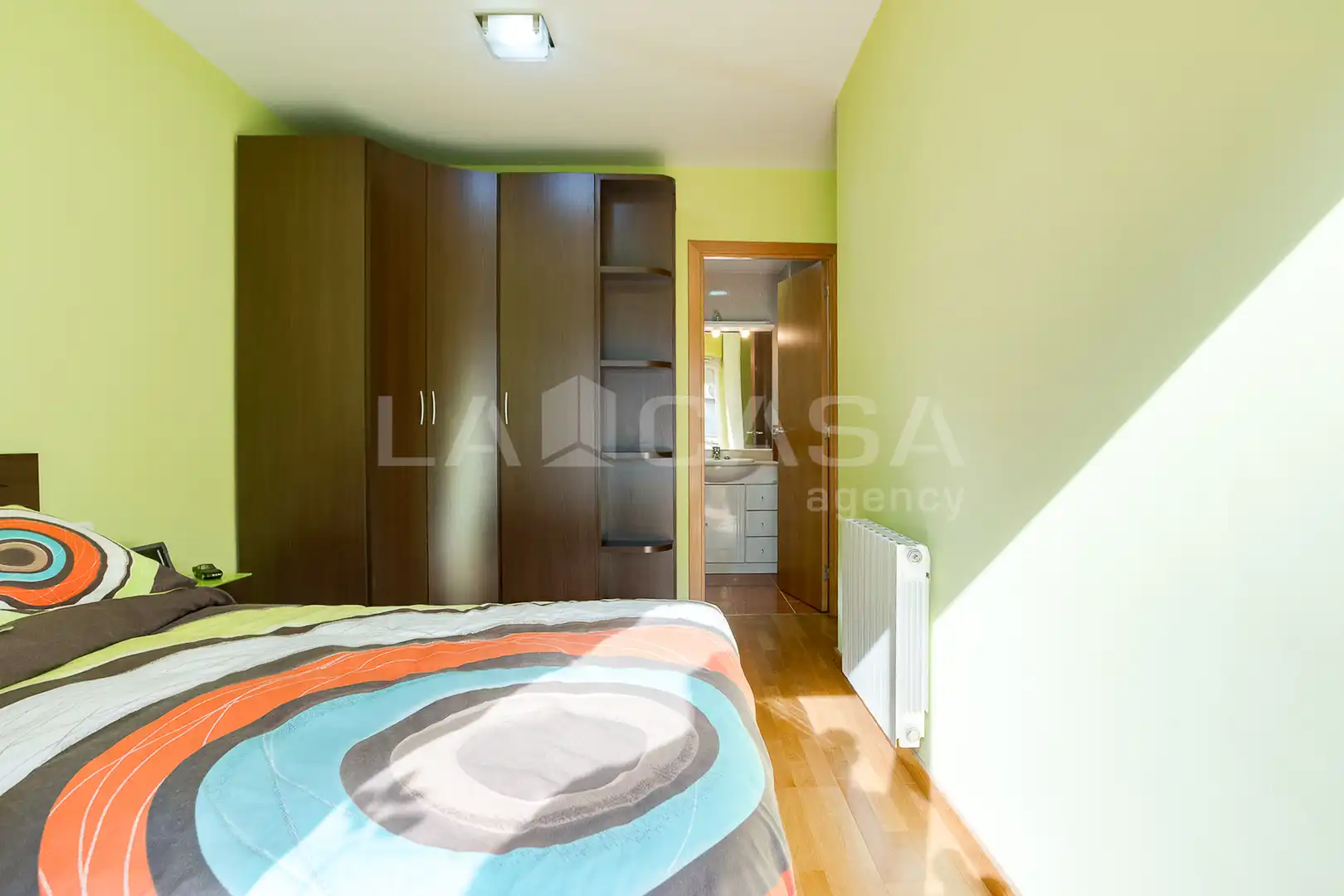 Habitación de Piso en venta en Santa Coloma de Gramenet con Calefacción, Terraza y Trastero