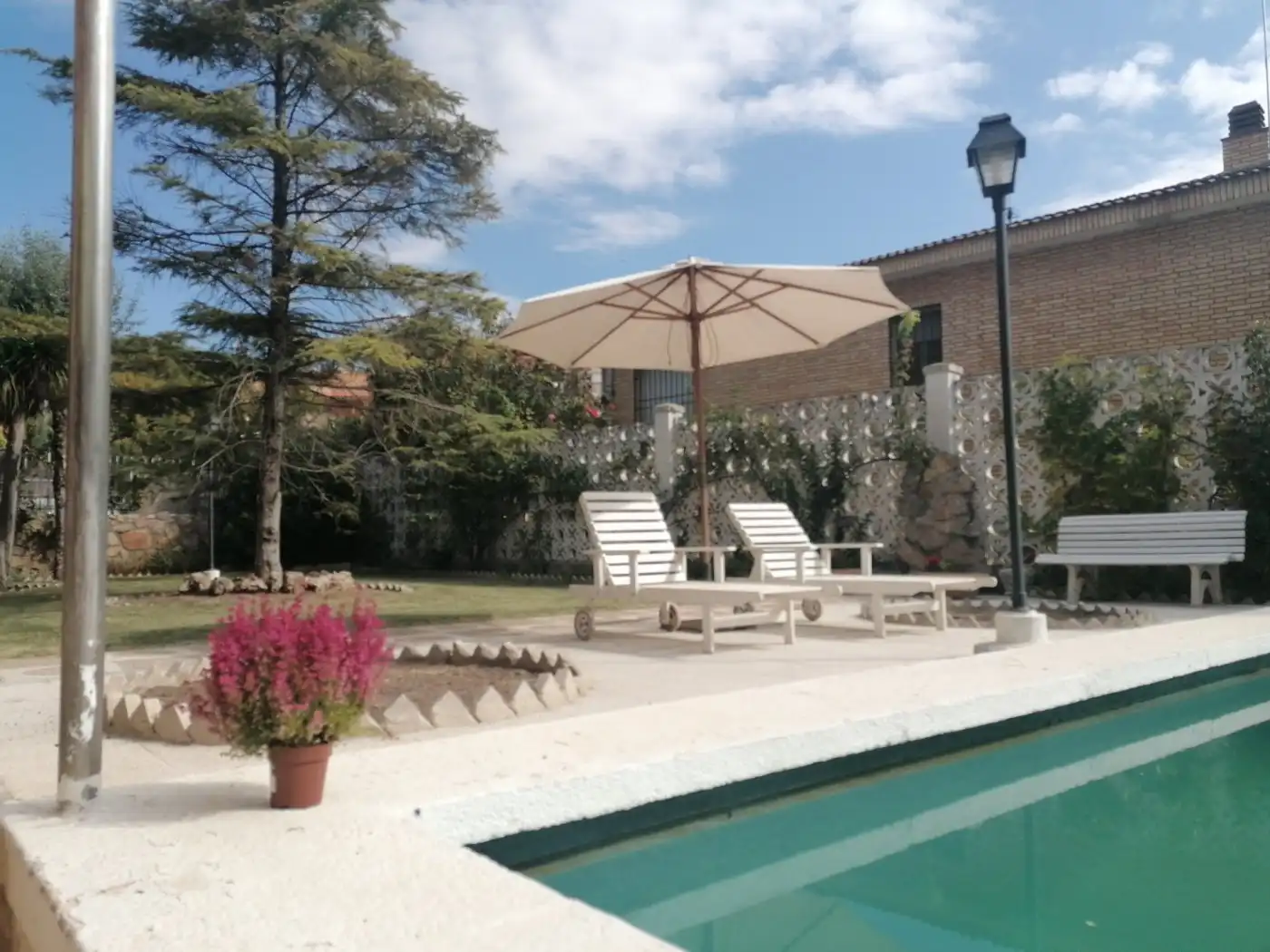 Piscina de Casa o xalet en venda en Ocaña amb Calefacció, Jardí privat i Terrassa